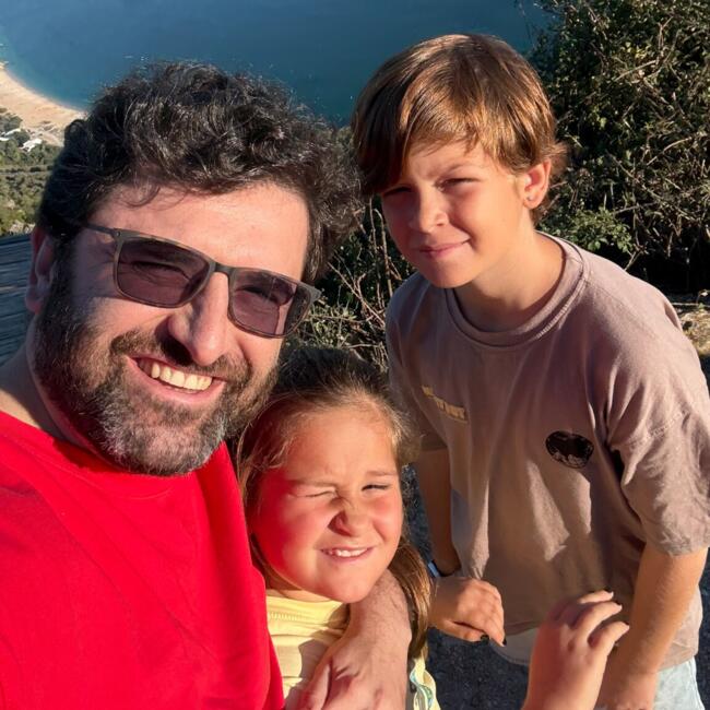 Babysitting job in Seixal: Alen