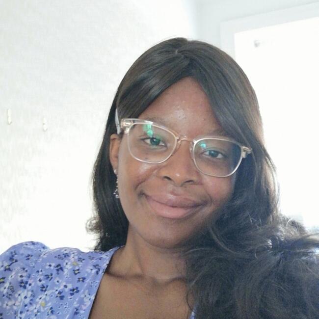 Babysitter in Glasgow: Catherine