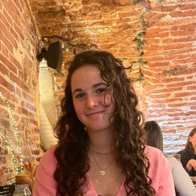 Babysitter in Soyaux: Jorane