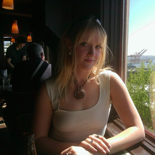 Babysitter in Seattle: Julia