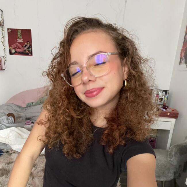 Babysitter in Boissy-le-Châtel: Lina