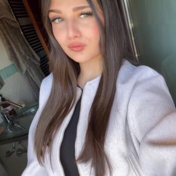 Babysitter in Olbia: Angelica