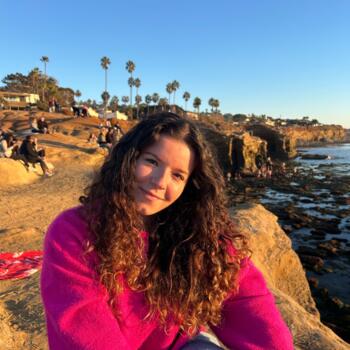 Babysitter Aiffres: Eva