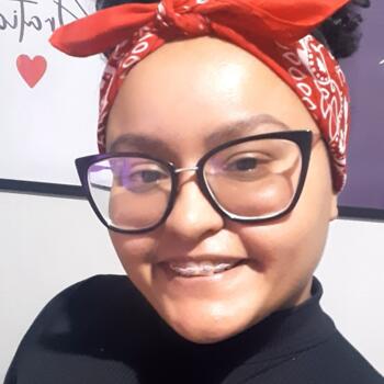 Emprego de babá em Macaé: emprego de babá Claudia