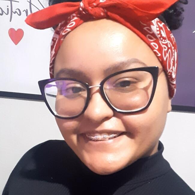 Babysitting job in Macaé: Claudia