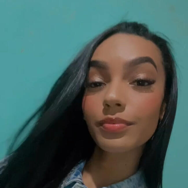 Babá em Eunápolis: Dheniffer