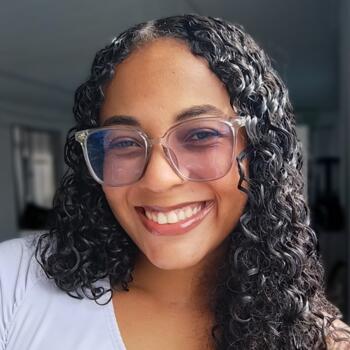 Babá em Salvador: Elisângela