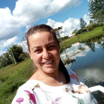 Babá em Torres: Elisabete