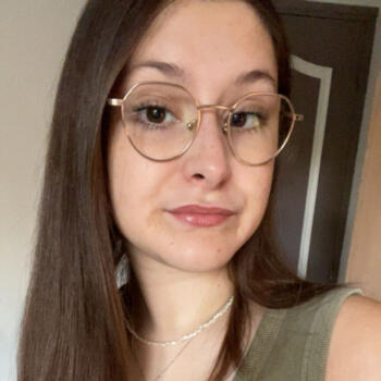 Babysitter in Vouzeron: Kathleen