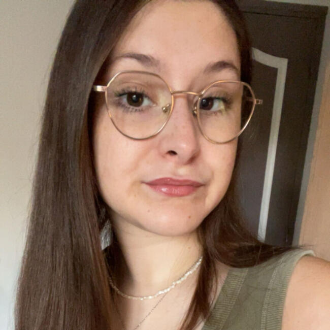 Babysitter in Vouzeron: Kathleen