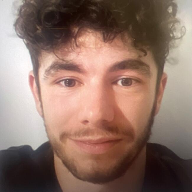 Baby-sitter in Belmont-sur-Lausanne: James