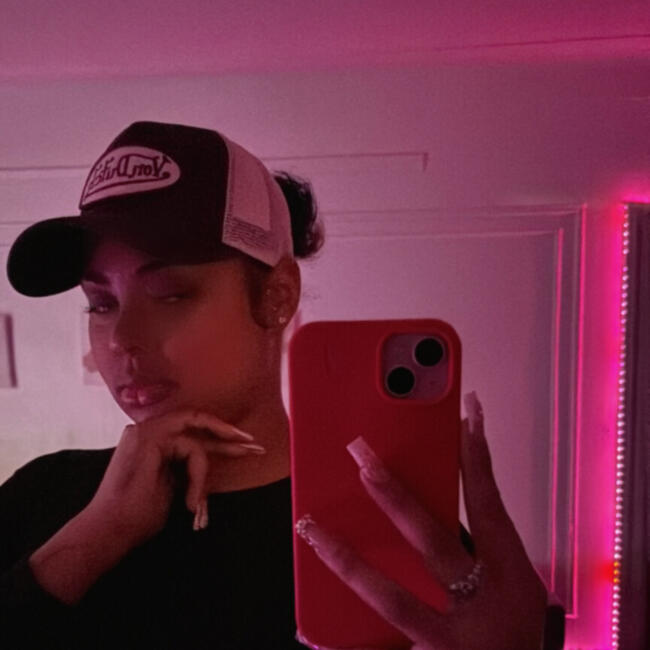 Babysitter in The Bronx: Paula