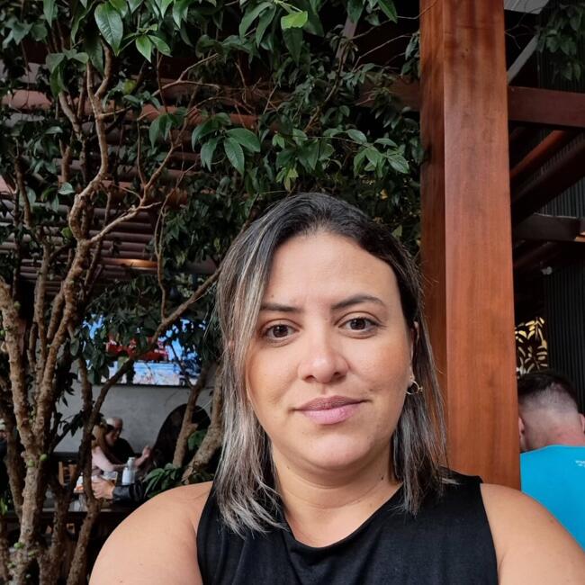 Babysitter in São Paulo: DANIELY