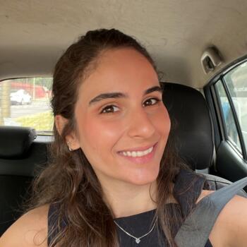 Babysitter in Breda: Maria fernanda