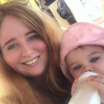 Babysitting job in Stirling: babysitting job Colette