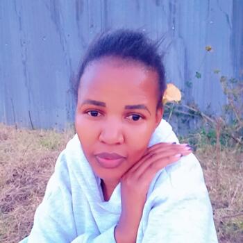 Nanny in Nairobi: Frezlyn