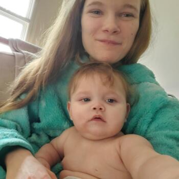Babysitting job in Wasaga Beach: babysitting job Destany