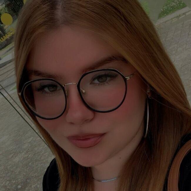 Babysitter in Rio Tinto: Ivana