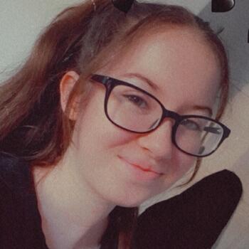 Babysitter in Warrington: Aimee