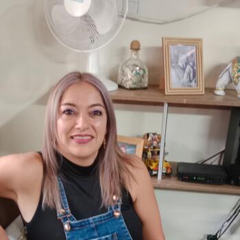 Babysitter in Pereira: Gloria