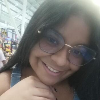 Babysitter in Cartagena: Valeria
