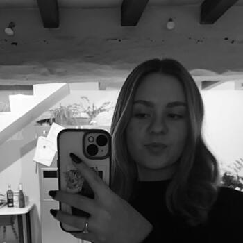 Babysitter in Oinville-sur-Montcient: Lizea