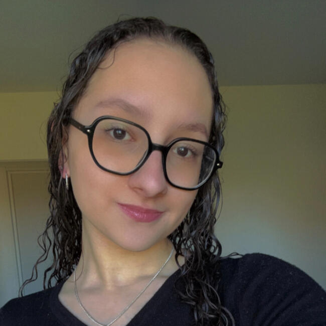 Babysitter in Reims: Léna