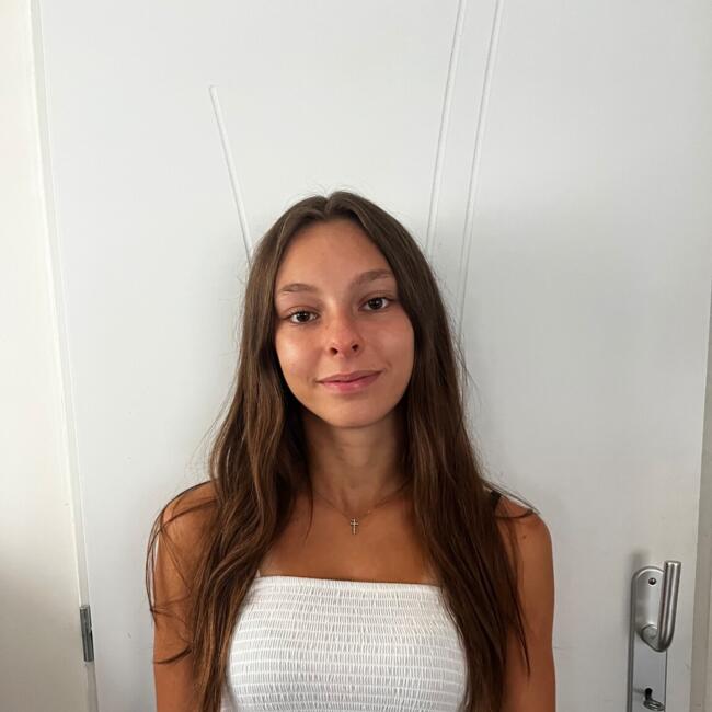 Babysitter in Aix-les-Bains: Daphné
