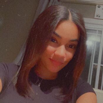 Babysitter in Kitchener: Kiara