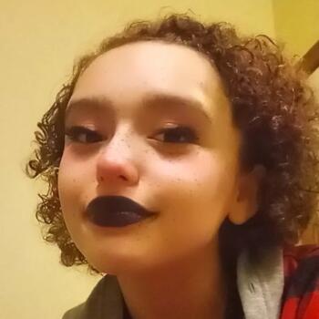 Babysitter in Virginia Beach: Gabriella