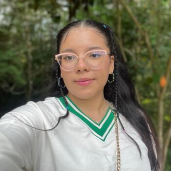 Babysitter in Santiago de Cali: Nicole