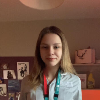 Babysitter in Nottingham: Lily-Anne