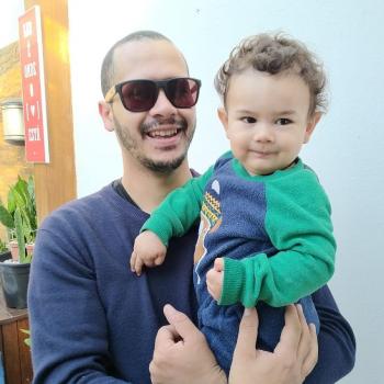 Emprego de babá em Palhoça: emprego de babá Rodrigo