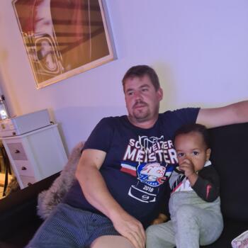 Babysitter Job in Zürich (Kreis 2) / Höcklerbrücke: Babysitter Job Matheline Auma