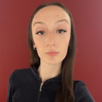 Babysitter in Ganshoren: Laura