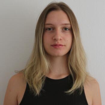 Babysitter in Homec: Tjaša