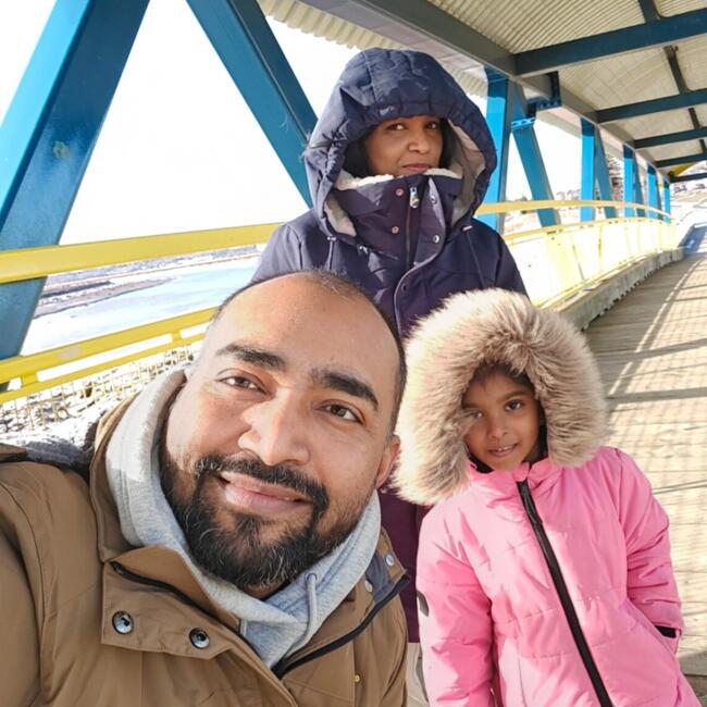 Job de garde d'enfants à Moncton: Vimal