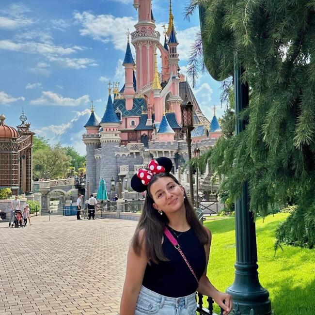 Babysitter in Queenstown: Giorgia