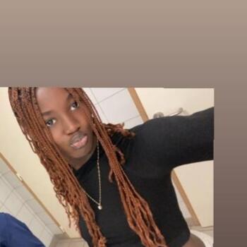 Babysitter in Woluwe-Saint-Pierre - Sint-Pieters-Woluwe: Odile Micheline