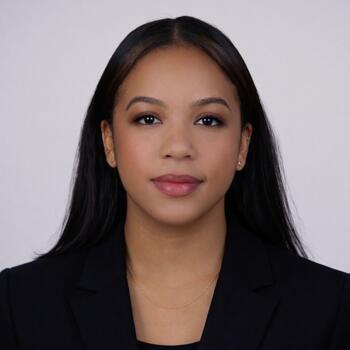 Babysitter Pickering: Shary