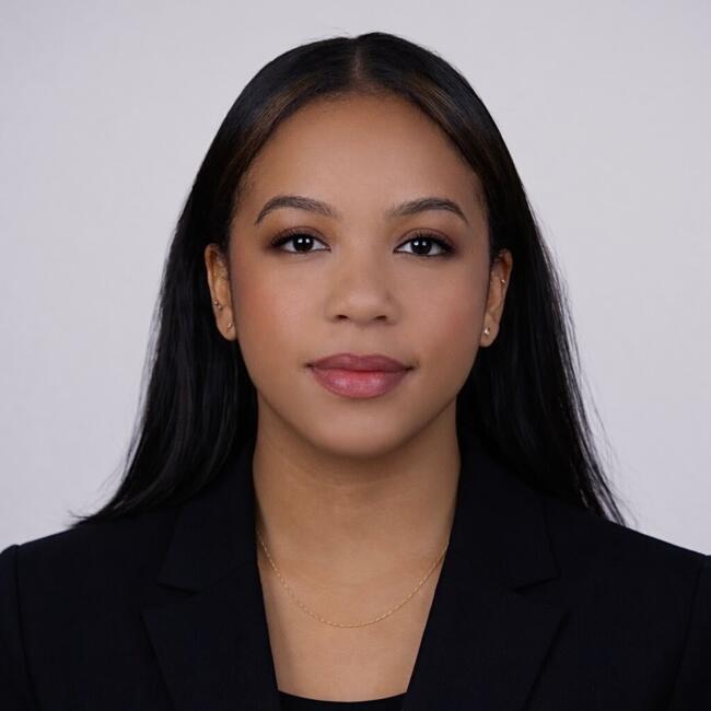 Babysitter in Pickering: Shary