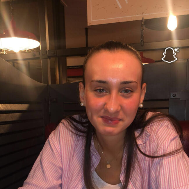 Babysitter in Flavy-le-Meldeux: Jessica