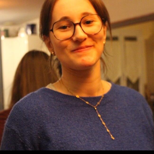 Babysitter in Villey-le-Sec: Juliette