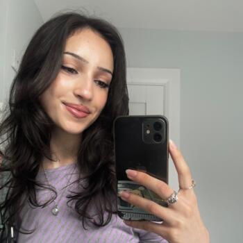 Babysitter em Galway: Myrto