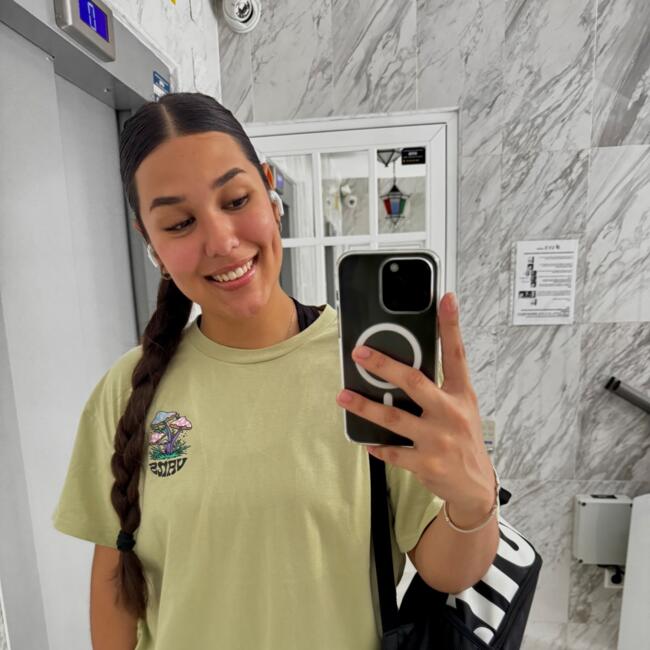 Babysitter in Fuengirola: Valeria