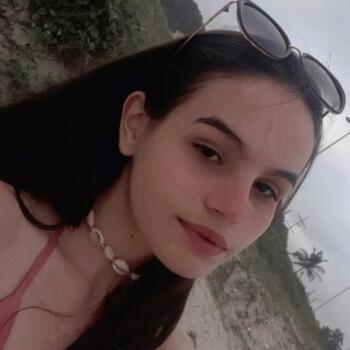 Babysitter Indaial: Sara