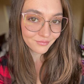 Babysitter in Newport News: May