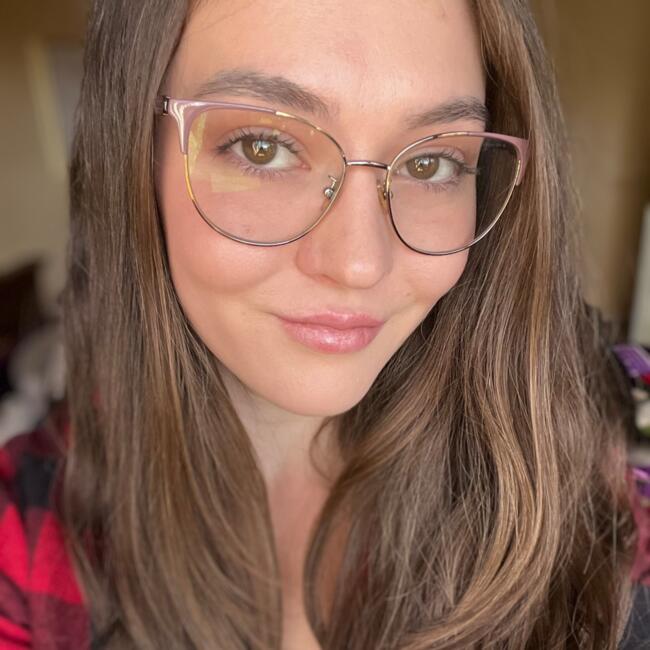 Babysitter in Newport News: May