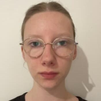 Babysitter in Fougerolles-du-Plessis: Alexia