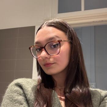Babysitter in Nantes: Elisa